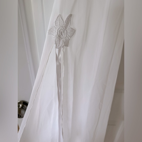 Stunning vintage night gown - Picture 4 of 5